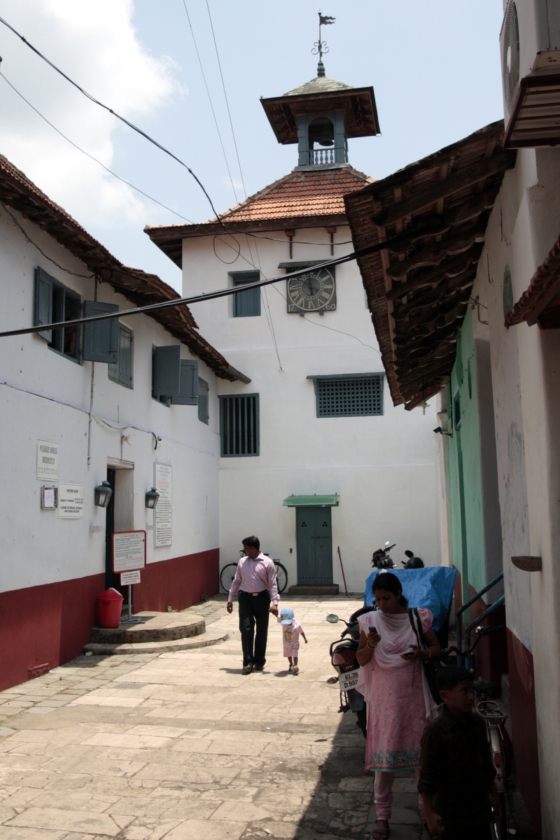 The main access point for the Jewish Synagogue in Mattancherry. The ticket counter is just next to this doorway on the left. Note the 18th century clock tower, a later addition to the Synagogue. 