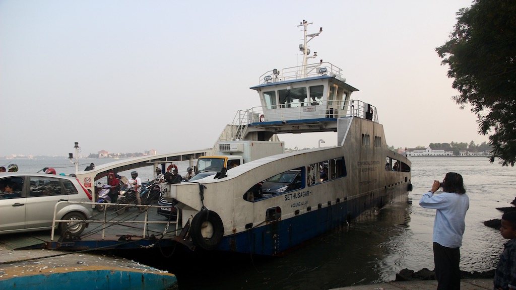 Vypin-Fort Kochi Jankar Ferry